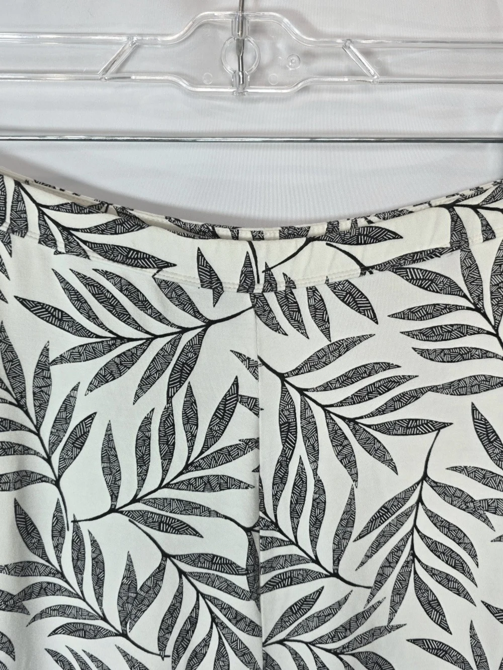 J. Jill Women's Stretch Boho Tropical Leaf Print Wide-Leg Cropped Pants Size L - Picture 3 of 6